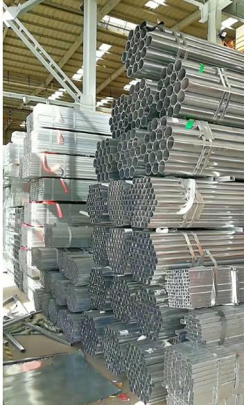 6 Inch Gi Galvanised Steel Pipe Tube Pre Welding For Liquid Delivery
