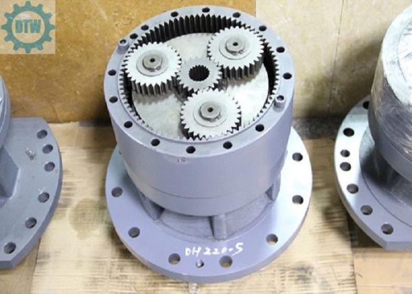 Komatsu Excavator PC200-6 Slewing reducer Swing Gear Box 20Y-26-00151