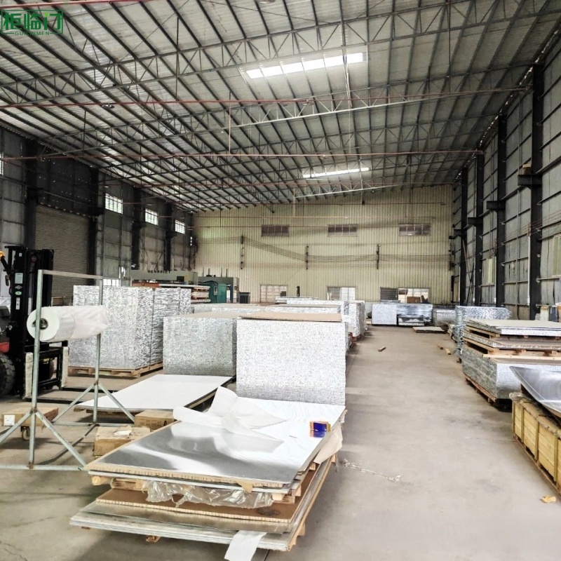 Anti Deformation Metal Stainless Steel Honeycomb Panel Corrosion Resistant Long Service Life