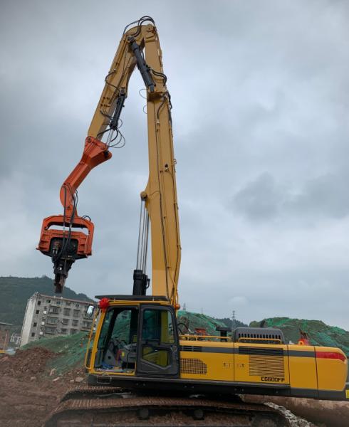 Excavadora de 360 graus Vibro Martelo com braço longo, Excavadora montada Vibratory Pillar Driver Para CAT320