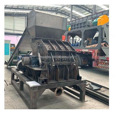 Small Axis Shredder for Crushing and Recycling Metals in Building Material Production