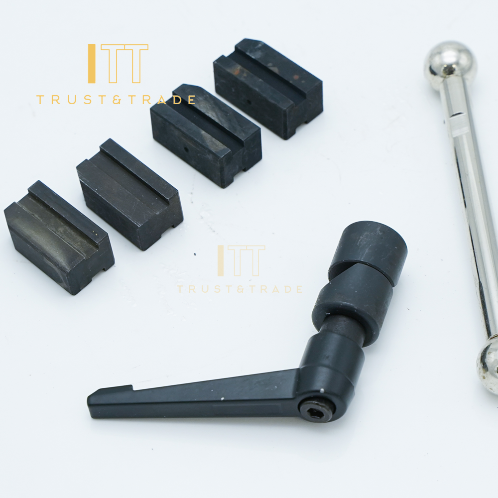 Universal Flip Vise Disassembly Rack Common Rail Injector Clamping Tools for Disassembly