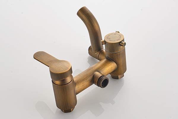 Classic Antique Brass Thermostatic Shower Systems With 8 Inches Round Head