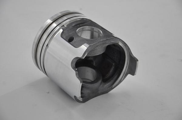 4D95-5P Komatsu Excavator Parts Construction Machinery Parts Engine Piston