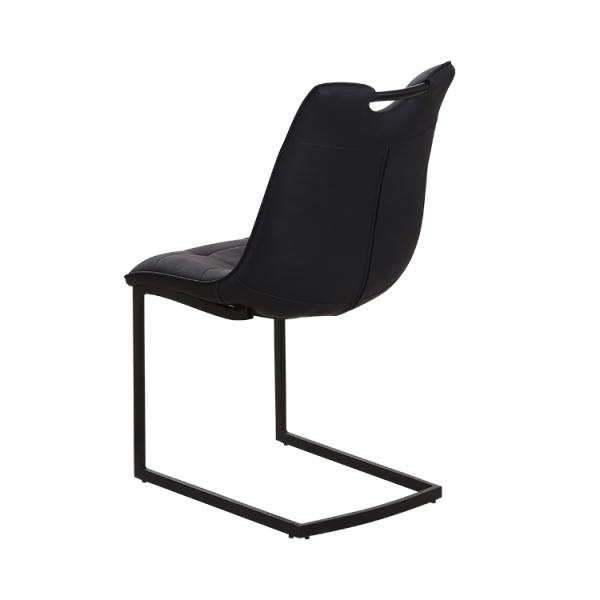 920mm 6KGS Tufted Leather Nordic Metal Legs Dining Room Chair