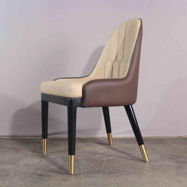 Modern Simple Armchair Nordic Solid Wood Dining Chair With Arms Leisure OEM