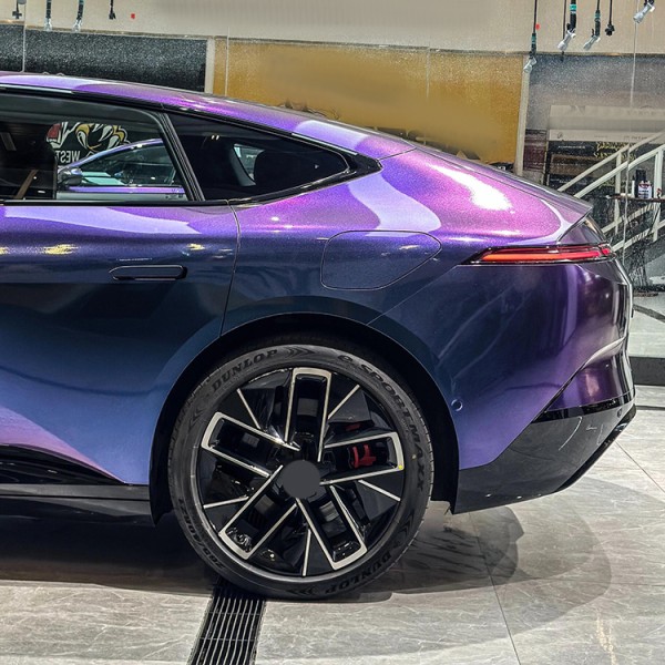 Glossy Diamond Purple Red Car Vinyl Wrap Car Film Luminous Accessories Purple Vinyl Wrap Vinyl Car Wrap Roll Metallic