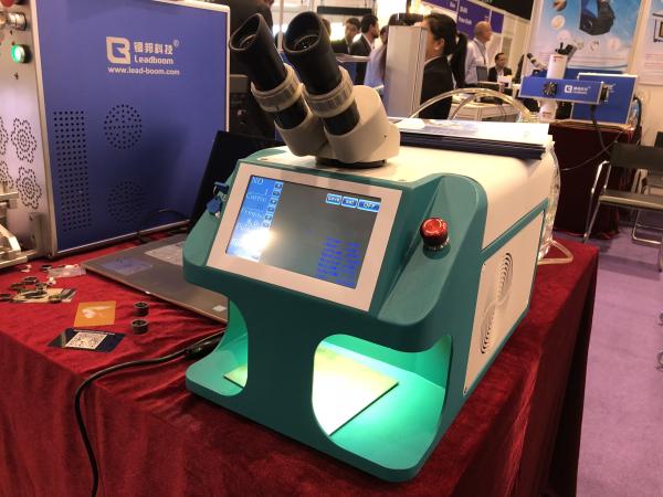 Intelligent Control Laser Soldering Machine For Jewellery / Small Laser Welding Equipment