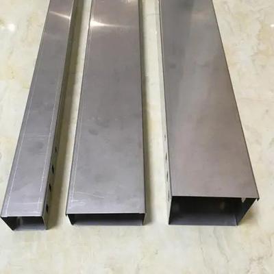 Silver SS 304 Cable Tray Ladder Type Polishing Surface Treatment