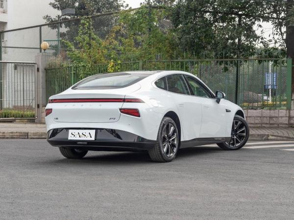Four Drive Xiaopeng Electric Car LHD Electric Cars For Adult