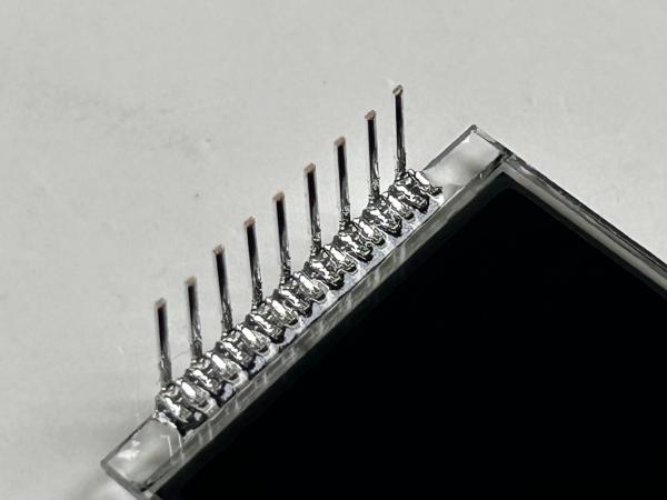 Negative 6 O' CLOCK Transmissive Monochrome PIN Hair Removal Device Screen