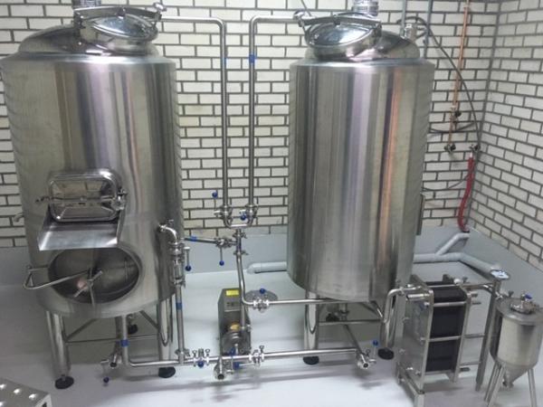 Equipamento de cervejaria de 200 l 300 l 2 recipientes Cervejaria de cervejaria espessura armazenada fora de 2 mm