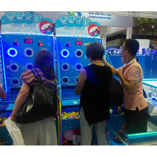 2 Players Redemption Arcade Machines , Snow Brawl Soccer Shooting Ball Game Machine Coin Operated