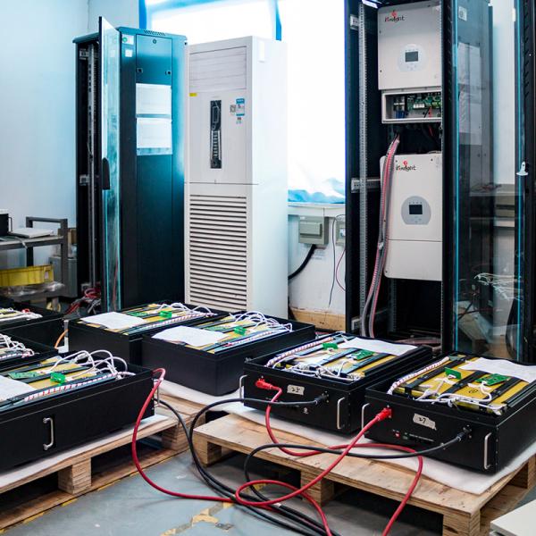 bateria de armazenamento fixada na parede da energia solar da bateria de lítio 100Ah de 5Kwh 51.2V