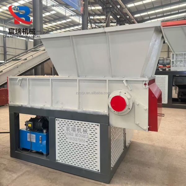 Single-Shaft Shredder High-Efficiency Pulverization of Various Plastic, Wood, and Rubber Scrap Industrial-Grade Equipment