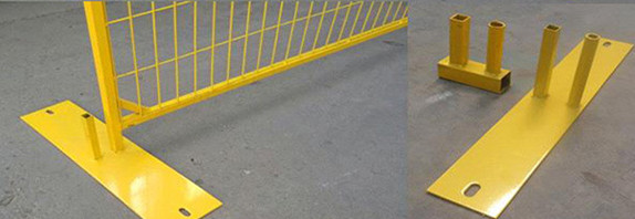 Yellow Canada Temporary Fencing , Welded Steel Wire Mesh For Exhibitions