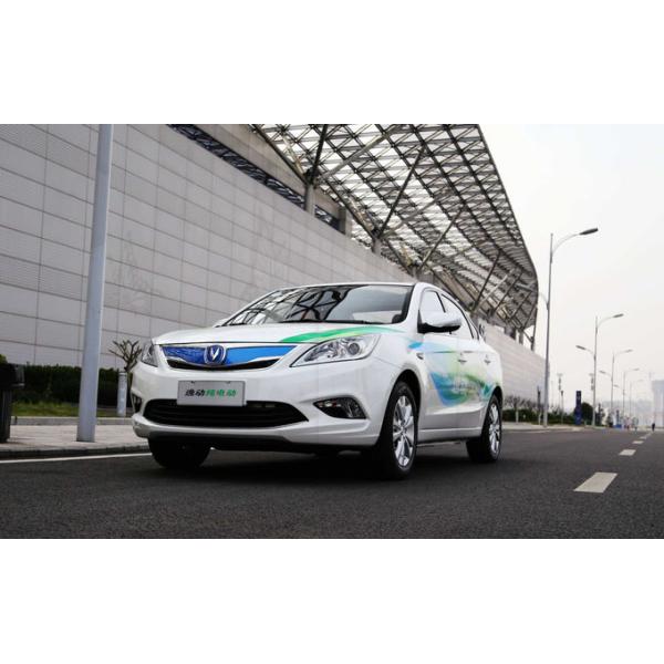 EV460 Eado Changan Car EV 5 Doors 5 Seats Compact Sedan