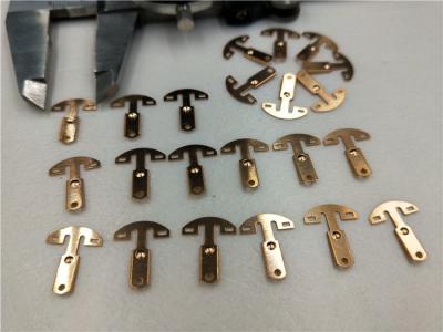 Os dados da imprensa de perfurador da elevada precisão, componentes do dado do progressista revestem/terminais de bronze Pin Parts da liga