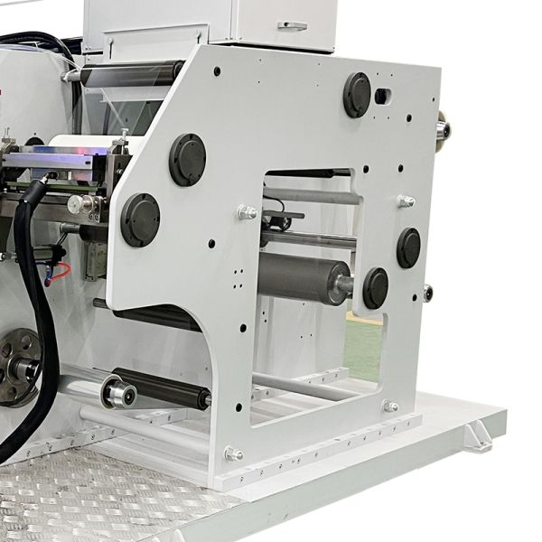 China Micropore Tape Hot Melt Coating Machine New Type   Ce Newly Desktop Mini UV Coating Machine