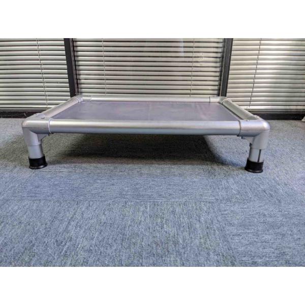Waterproof Customized Aluminum Frame Dog Bed for Large Dogs Easy to Wash Luxury Pet Bed