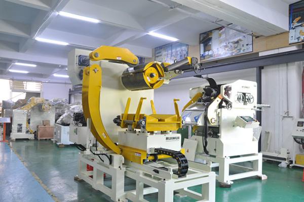 Stainless Steel Coil Stamping Pneumatic Punch Press Feeder Equipment High Processing