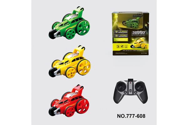 360 ° Spinning Transformer Remote Control Car Stunt Vehicle With Lights 2.4Ghz
