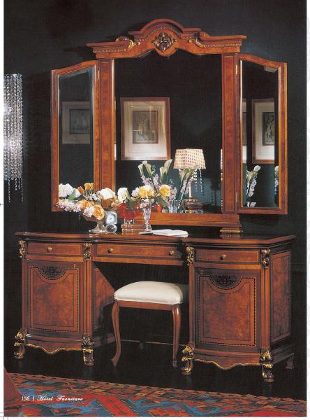 Luxury Villa/European Antique Bedroom Furniture,Bed,Wood Armoire,VS-002