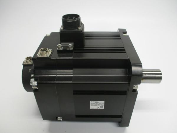 Mitsubishi HF303BS-A48 SERVO MOTOR 12.7 AMP 3 PHASE 3 KW 2000 RPM 184 V