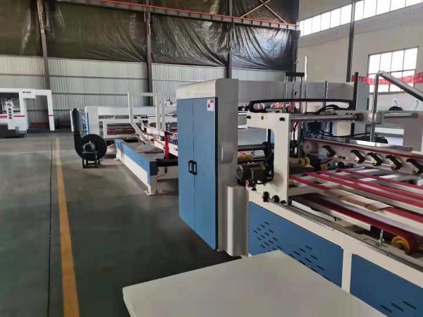 máquina 6000kg de Gluer do dobrador da caixa de 2600mm