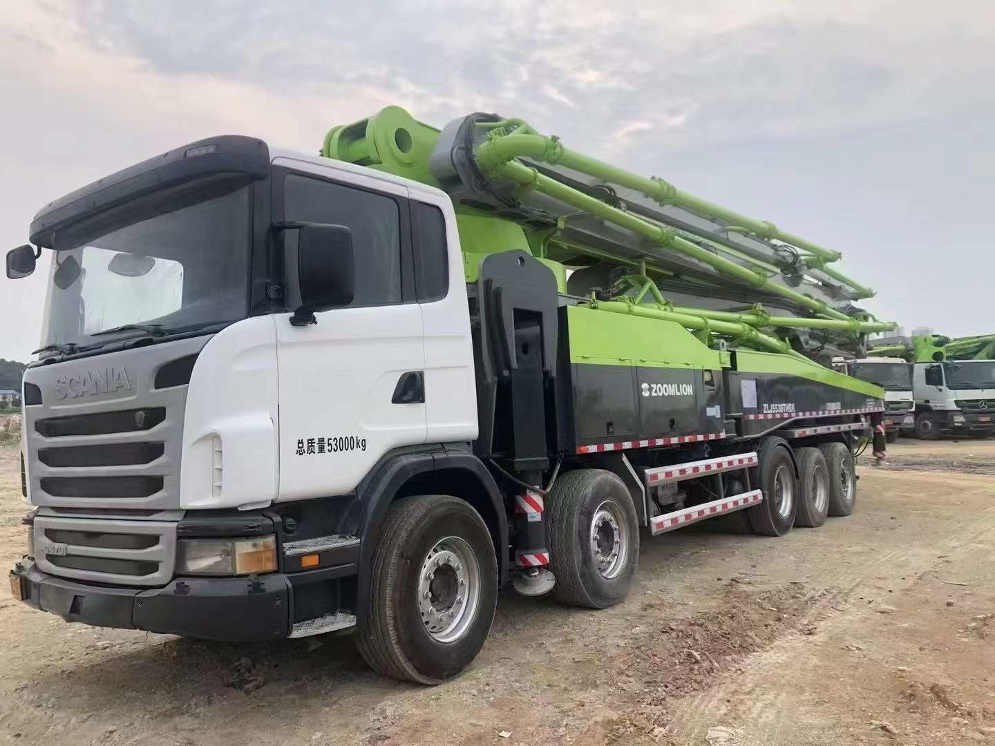 Приведенный используемый насос 200 M3/h конкретного смесителя с шасси Scania