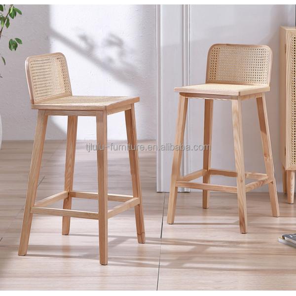 W46*D46*H93cm Muebles de bar Silla de rotín nórdica Silla de piernas altas Silla de bar Taburete Silla de madera para bar