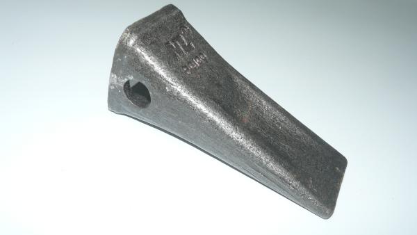 OEM 20X-70-14160 Forging Mini Excavator Tooth Impact Resistant For K-Omatsu PC100