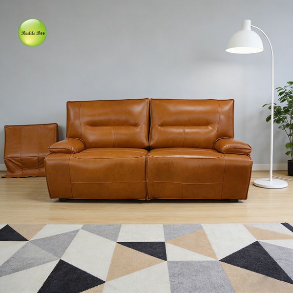 Brown Leather Loveseat: Smooth Texture, Compact Footprint – Transform Home into a Timeless Relaxation Nook