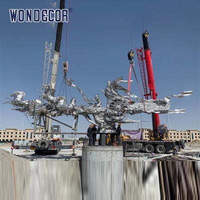 Modern large-scale outdoor casting of stainless steel sculpture of the Heavenly Emperor's imperial carriage on the expedition