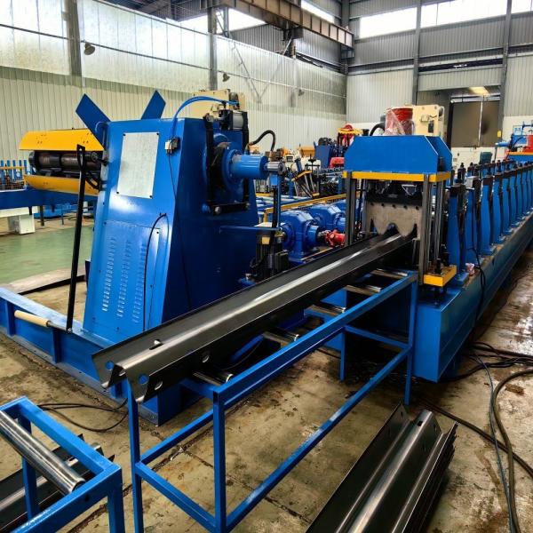 Custom W Beam Crash Barrier Machine Highway Guardrail Metal Roll Former