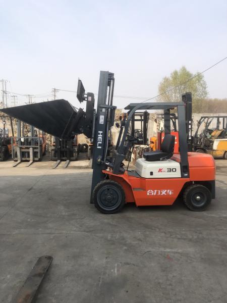 3 Ton Used Diesel Forklift With Hydraulic Tipping Bucket For Loading Unloading Loose Materials