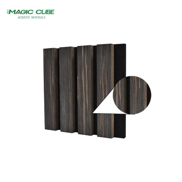 Prévention des incendies Panneaux en bois franc polyester pour murs dans le style de conception contemporain