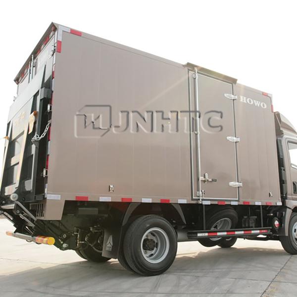 SINOTRUK HOWO Delivery Van Cargo Box Truck Light Duty 4x2