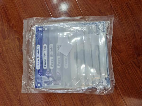 330 * 220mm Clear Disposable Face Shield Double Sided Polymer Materials
