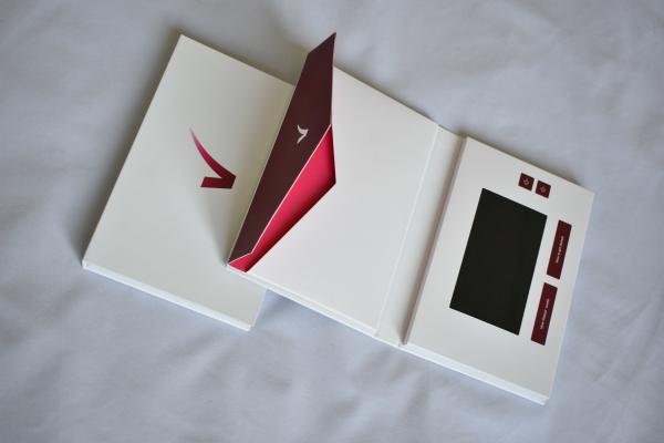 Hard Cover Custom Video Mailers A5 Size With Pocket 5 Inch Tft Screen