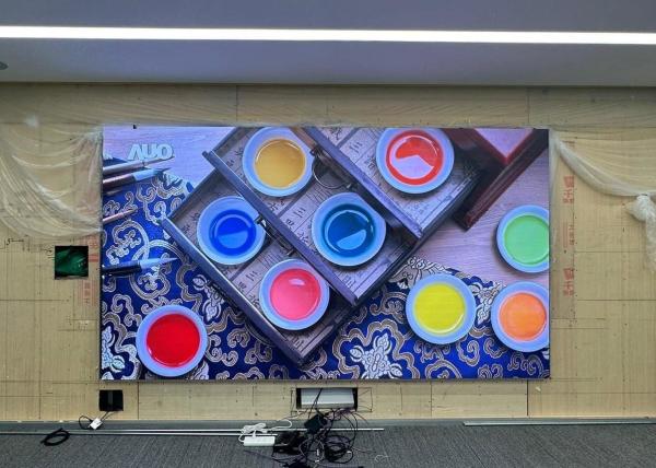 3 et angle de vision optimal de 1m-10m pour l'affichage de panneau LED RVB intérieur de pointe