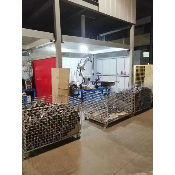 6 Axes OTC Robot Welding Machine 8kg Payload 2.0m Reach