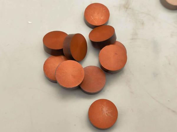 4Roda de moagem de diamantes de resina de 0,5 mm com ligação de resina marrom utilizada para vidro óptico
