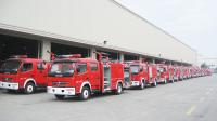 1000 gallons de petite pompe à incendie avec la double cabine de rangée de 5 sapeurs-pompiers