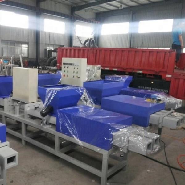 Automatic Sawdust Block Pallet Nailing Machine for Wooden Pallets Manufacturing Line