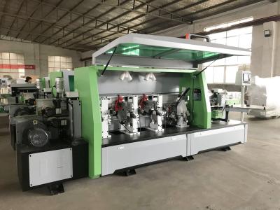 Machine de placage de chants automatique avec collage, coupe de bout, double arasage, raclage et polissage, 6 fonctions