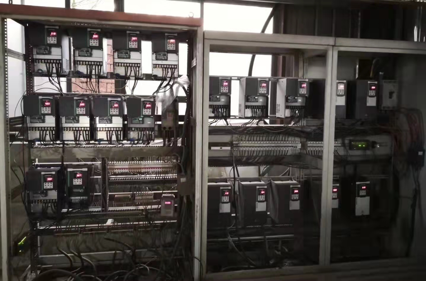 Инверторы 380V-480V частоты богатой функции расширения переменные с функцией GPRS