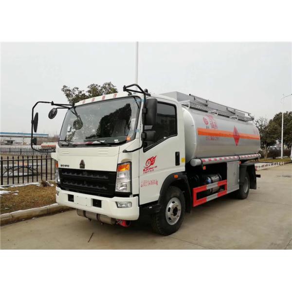 Sinotruck HOWO 4x2 10M3 10000 Liters Fuel Tank Truck Oil Refuel Truck Fuel Tanker Bowser