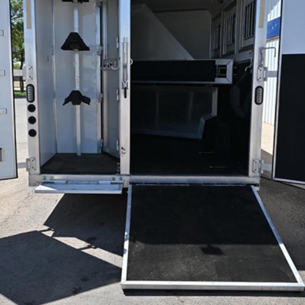 60X54 Inch Horse Trailer Ramp Mats Anti-Slip Side Load Ramp, Reverse Load Ramp