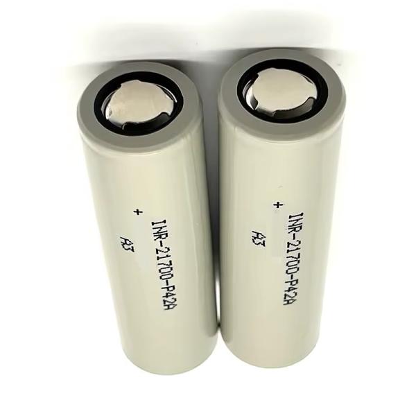 Lithium Cylindrical Battery INR-21700-P45B 4500mAh 45A Lithium Ion Rechargeable Battery Beat P42A Li-Ion Batter Cells